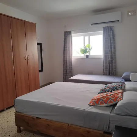 Townhouse St Julian's *