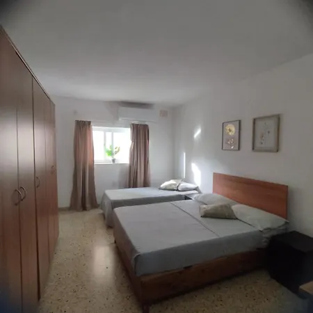 Townhouse St Julian's 아파트 *