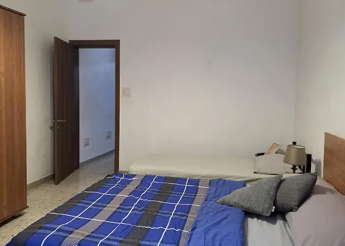 Townhouse St Julian's 아파트 *