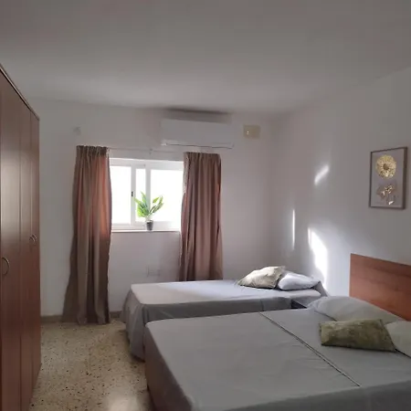 Townhouse St Julian's * San Ġiljan