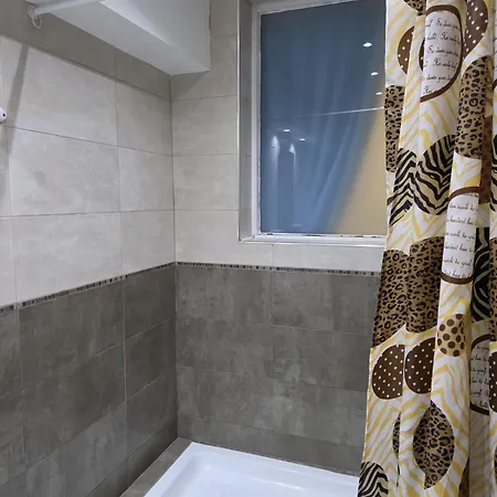 Townhouse St Julian's سانت جوليان