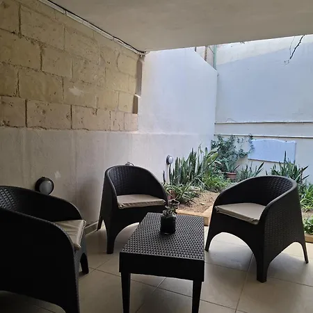 شقة Townhouse St Julian's *