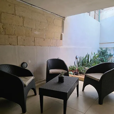 Townhouse St Julian's *