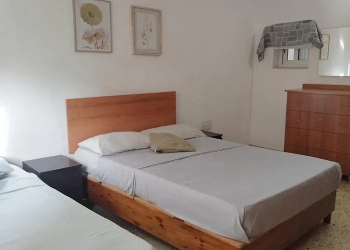 Townhouse St Julian's 公寓 *