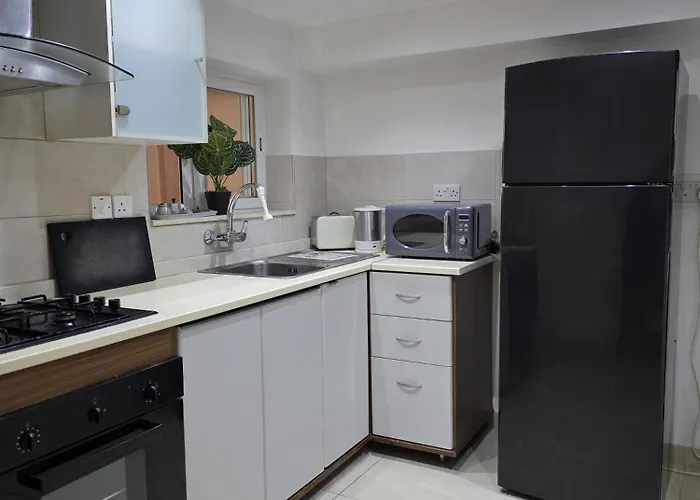 Townhouse St Julian's 公寓 *