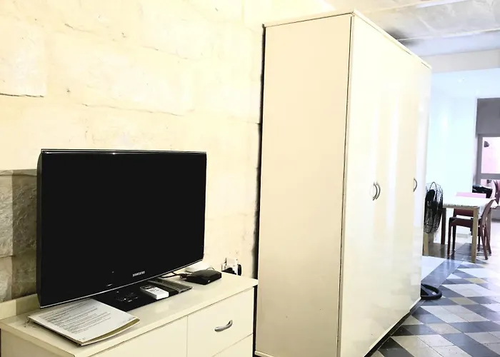 Apartment Townhouse St Julian's San Ġiljan